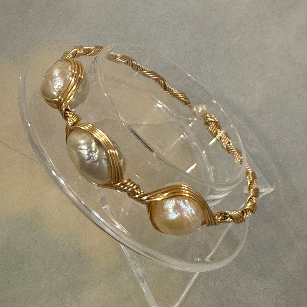 Baroque freshwater pearl brass gold plated bracelet